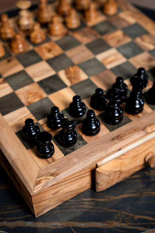 Amazing  Naturale Wooden Chess set